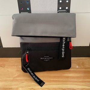 Sherpani Pica travel bag - new with tags